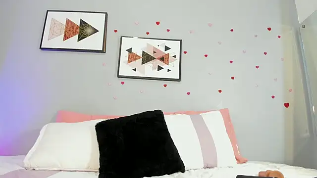 PauleteW10 Chat XXX in diretta