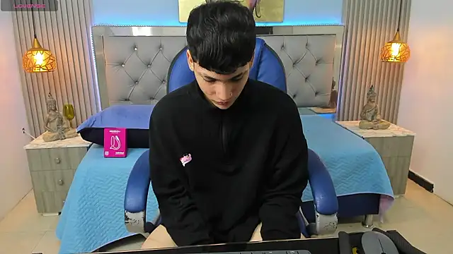 SamBlack_'s Live XXX Chat