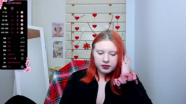 FoxPlayXX Adlı Modelin Canlı XXX Sohbeti