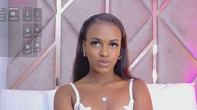 Sally-Noa – Naživo XXX chat