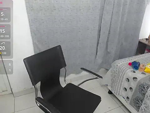 Chat XXX ao vivo de miss_charlott_18