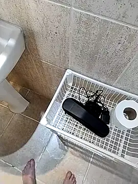 Zeigegeilehuren Webbikameraesitys