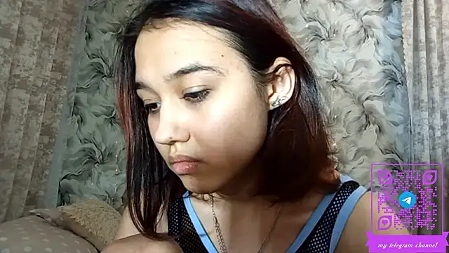 แชท XXX สดของ AnnettaBelsito