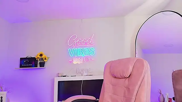 Alice_Vixen – Naživo XXX chat