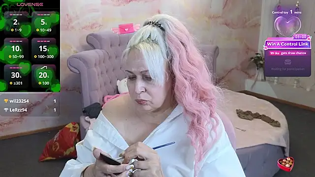 Penelope_Pinky's Live XXX Chat