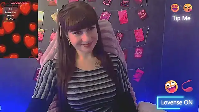 XXX chat uživo modela Violla_My