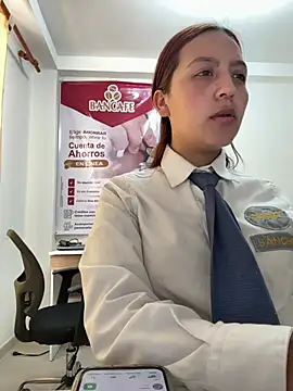 Emily-7_'s Live XXX Chat