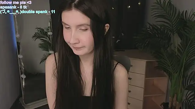 avrora_shy_'s Live XXX Chat