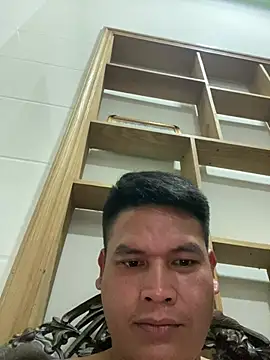 tonatranvan 在線直播表演