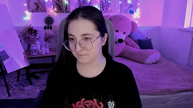 VirtuallVoyant 라이브 XXX 채팅