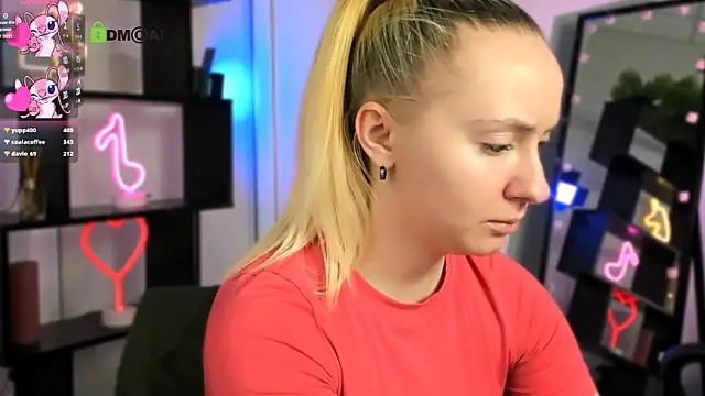 Chatroom XXX en direct de mila_glow1