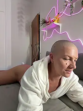 دردشة PaulinaSchubert1 الجنسية المباشرة