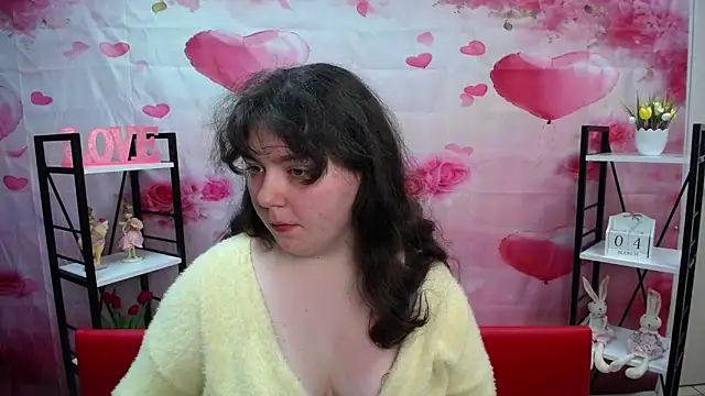 NeonilaLisova Adlı Modelin Canlı XXX Sohbeti