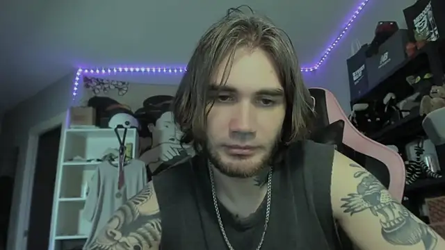 otiebis webkamerás műsora