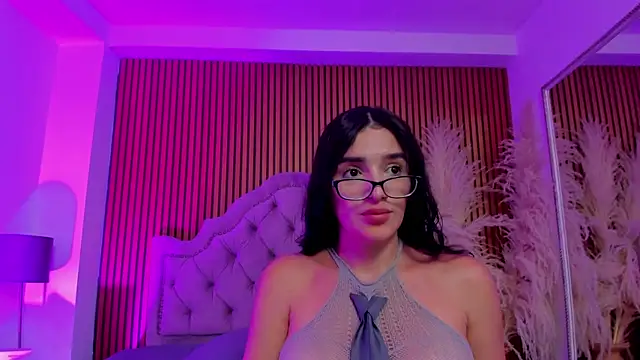 Violett_hott_'s Live XXX Chat