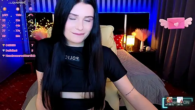 Chat +18 de Neyla_Charm ao vivo