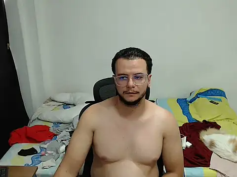 cloudsxxx's Live XXX Chat