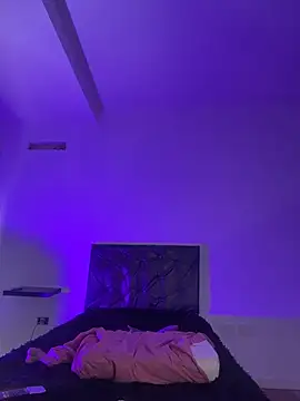 Sasha-Bloom Chat XXX in diretta