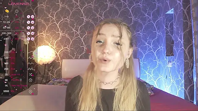 MiaMiaMeow – Naživo XXX chat