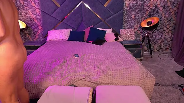 Chatroom XXX en direct de PleasureWeCouple