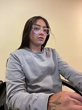 แชท XXX สดของ Alyha_Cortes