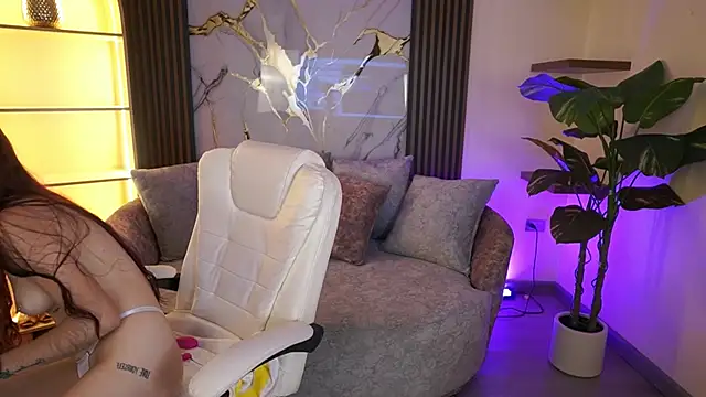 XXX chat uživo modela TessaaFox