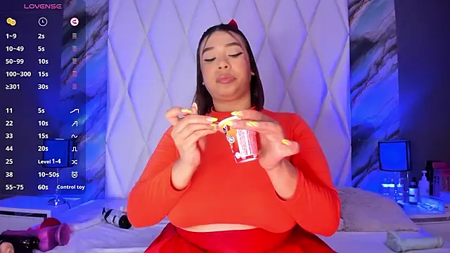 DanniaMonroee's Live XXX Chat