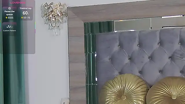 Lorehottie's Live XXX Chat