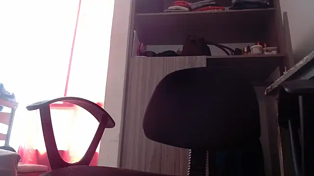 nicolle_milf1978 Adlı Modelin Canlı XXX Sohbeti