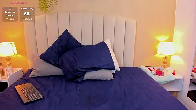 sara_kitten19 Webcam-Show