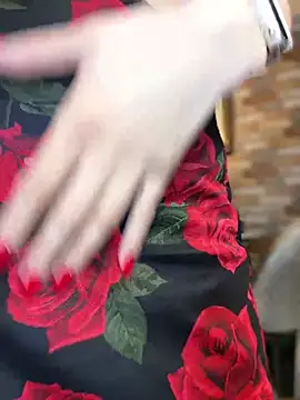 XXX chat uživo modela didihairypussy