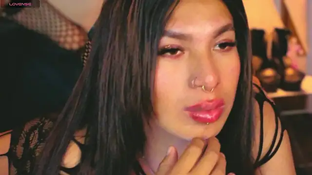 MeelFox Chat XXX in diretta