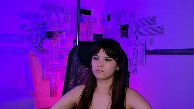 Chat +18 de EvaThopson ao vivo