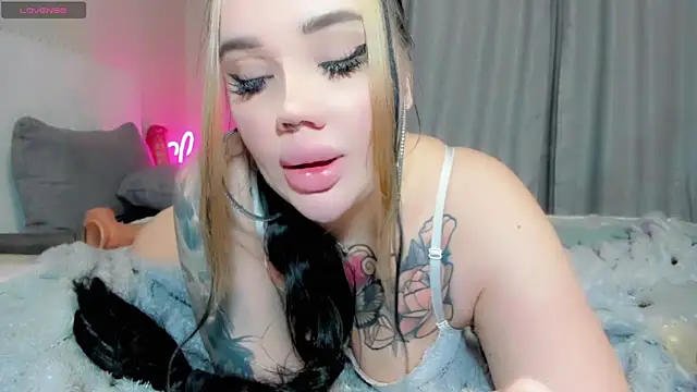 Chat XXX en directo de Aira_vi