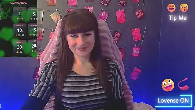 Violla_My Adlı Modelin Canlı XXX Sohbeti