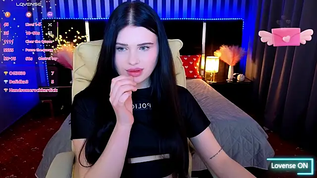 Neyla_Charm Adlı Modelin Canlı XXX Sohbeti