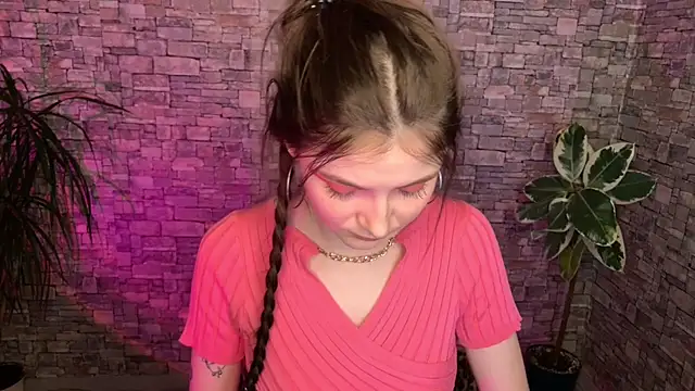 may_rollins Adlı Modelin Canlı XXX Sohbeti