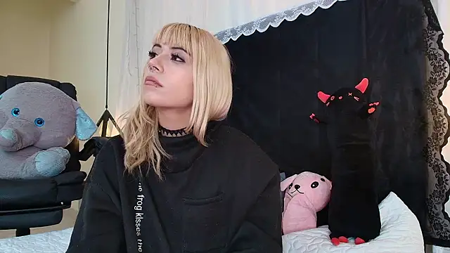 IvyBelle_'s Live XXX Chat