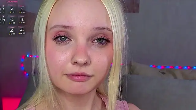 IraYounce Live XXX-Chat