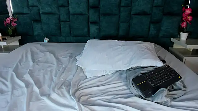 _bonnyandclyde 在線直播表演