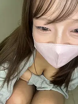 momo-ch-jpnのウェブカメラショー