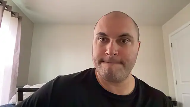 SluggishChase99 现场XXX聊天