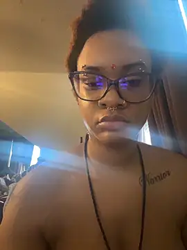 nickytheehawtie's Live XXX Chat