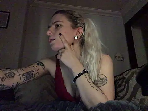 XXX chat uživo modela xxamyleighxx