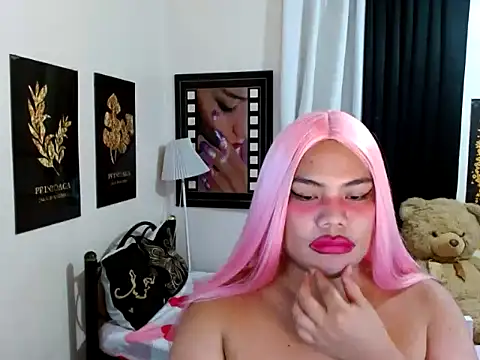 TSbrianaHugeCock Adlı Modelin Web Kamerası Şovu