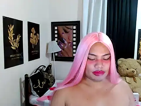 Show de TSbrianaHugeCock na webcam