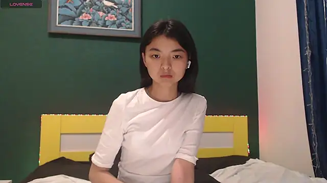 Chat +18 de Shy_Kira ao vivo