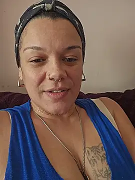 GoddessChantelleのライブXXXチャット