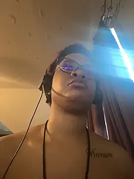 nickytheehawtie – Naživo XXX chat