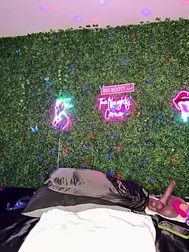 RenaThickAss webkamerás műsora